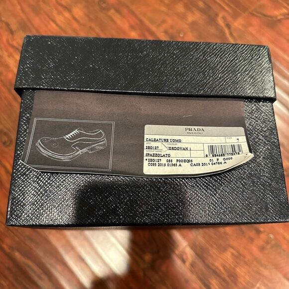 Prada brushed leather lace-up loafer size 7, EU 39,5-40 - Picture 13 of 13